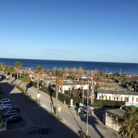 Casa Rosa Villa Porto SantʼElpidio Kültér fotó